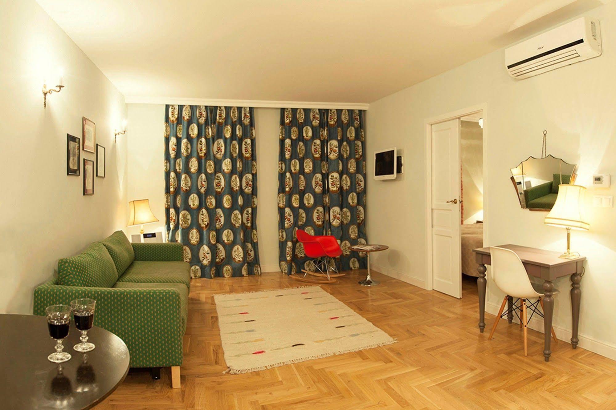 Crystal Suites Chez Helena Krasków Eksteriør bilde
